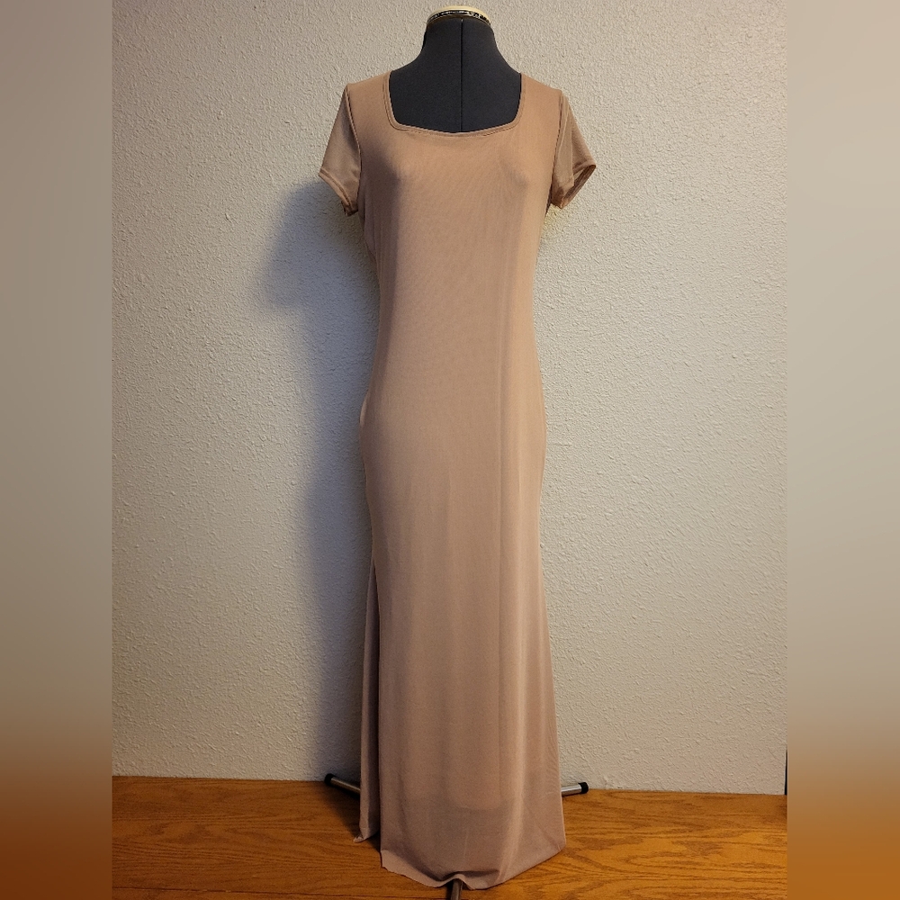 NWT See You Monday Dark Tan Knit Maxi Dress Size Large
